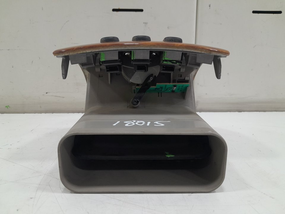 Aireador trasero central 