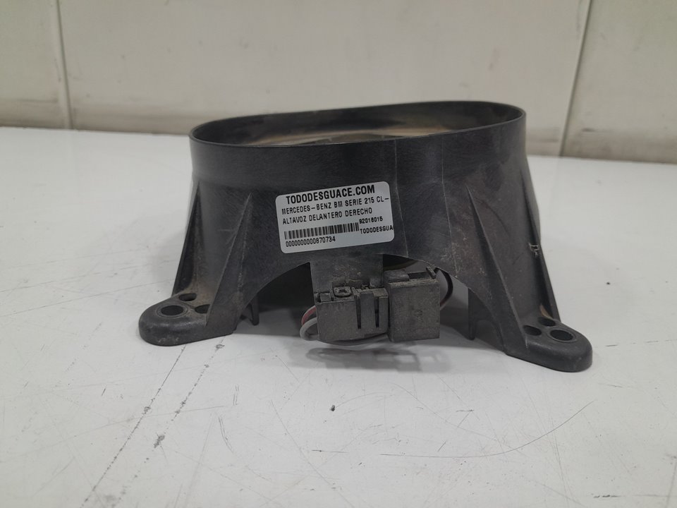 Altavoz delantero derecho 