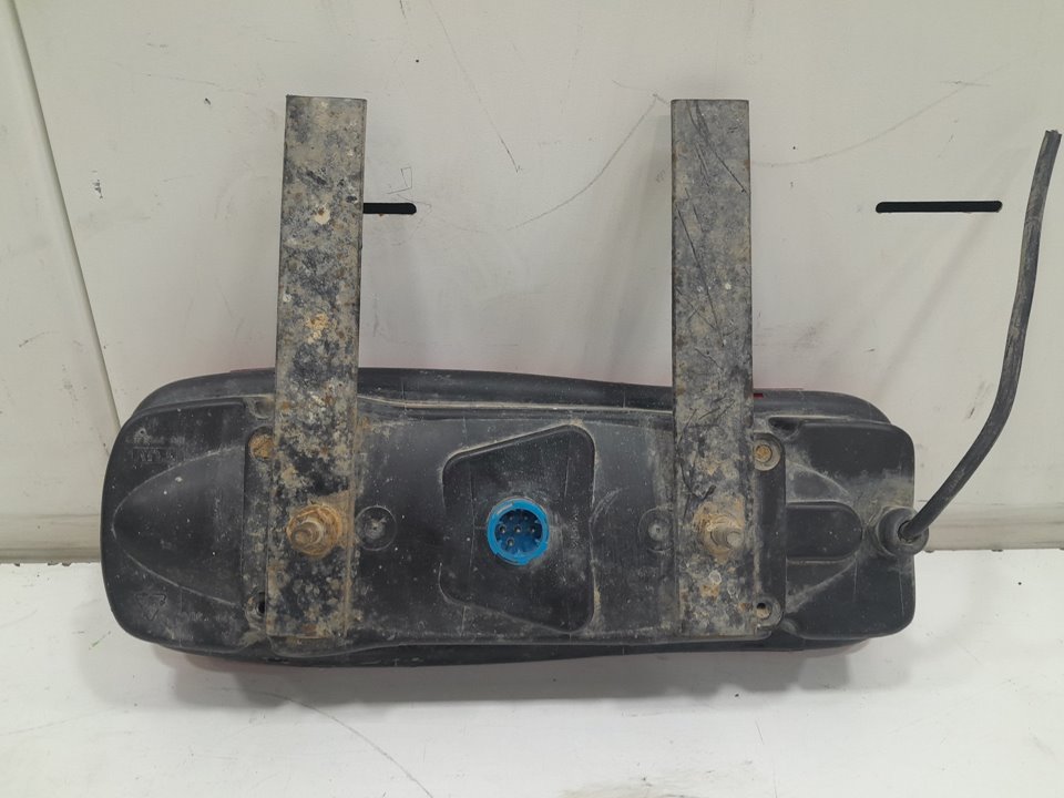 Piloto trasero derecho renault midlum dxi5 euro 4   