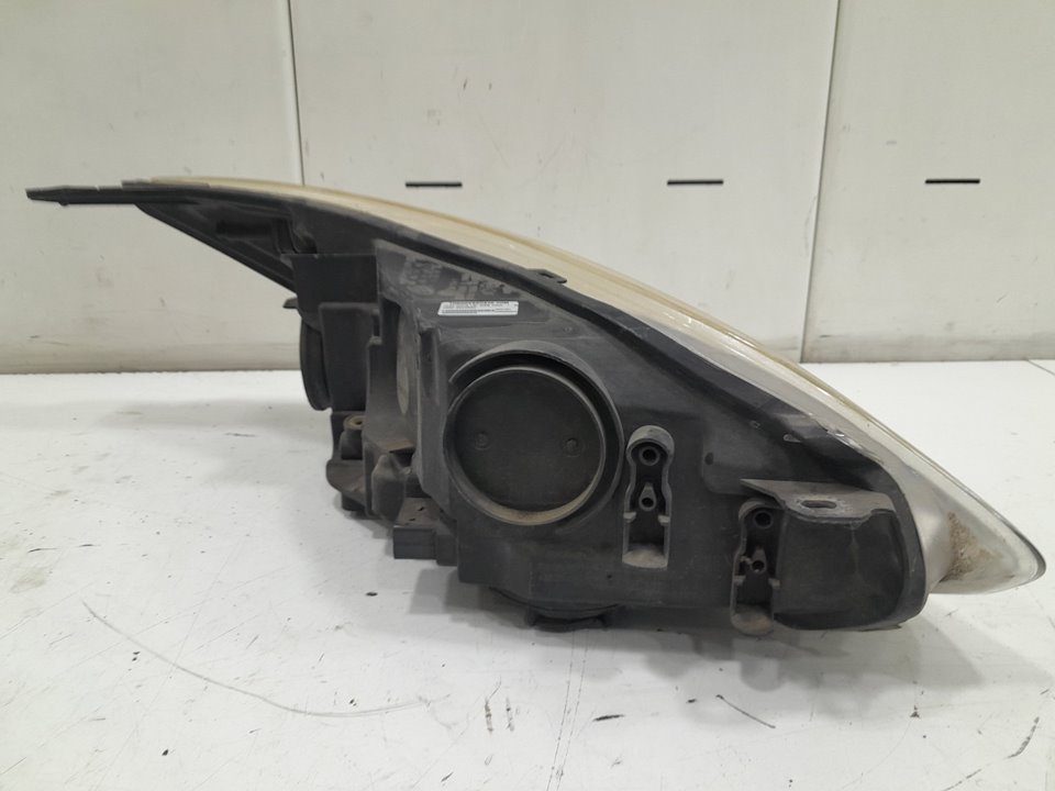 Faro izquierdo ford focus iii 1.6 tdci