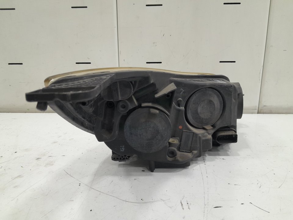 Faro izquierdo ford focus iii 1.6 tdci