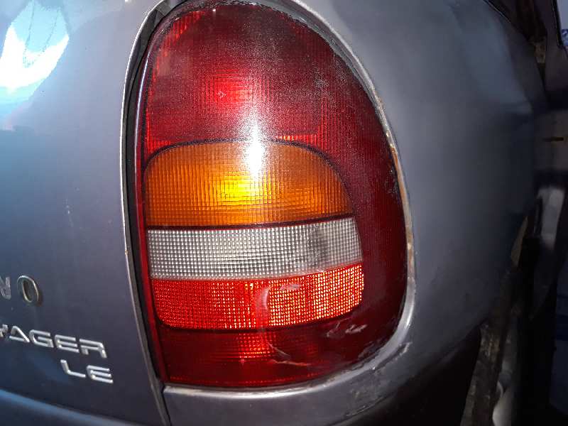 Piloto trasero derecho chrysler voyager  grand voyager iii 2.5 td