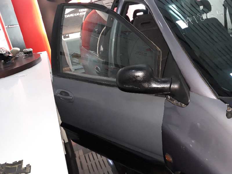 Puerta delantera derecha chrysler voyager  grand voyager iii 2.5 td