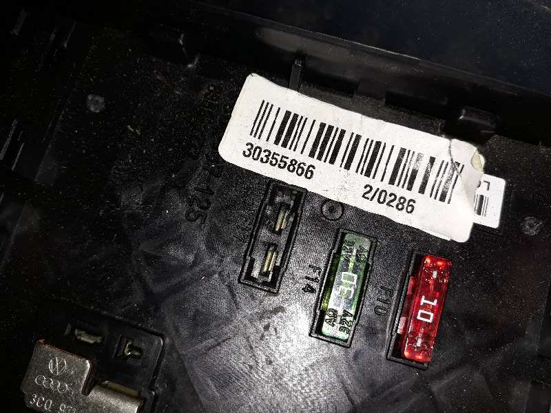Caja reles / fusibles volkswagen passat variant (3c5