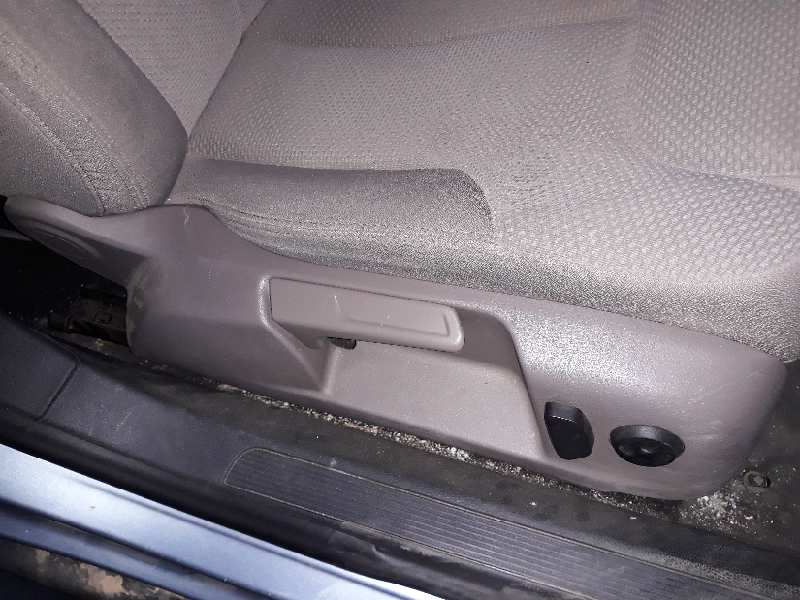 Asiento delantero derecho volkswagen passat variant (3c5