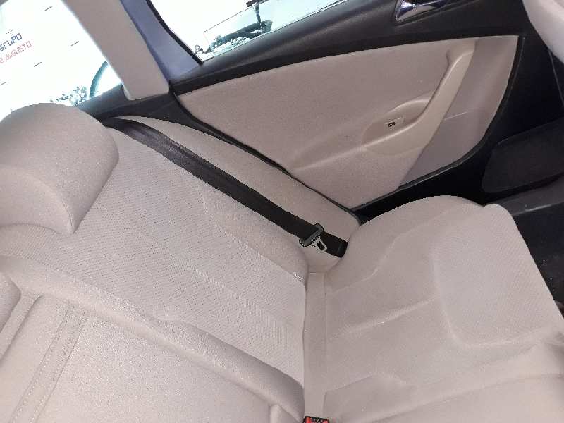 Asientos trasero izquierdo volkswagen passat variant (3c5