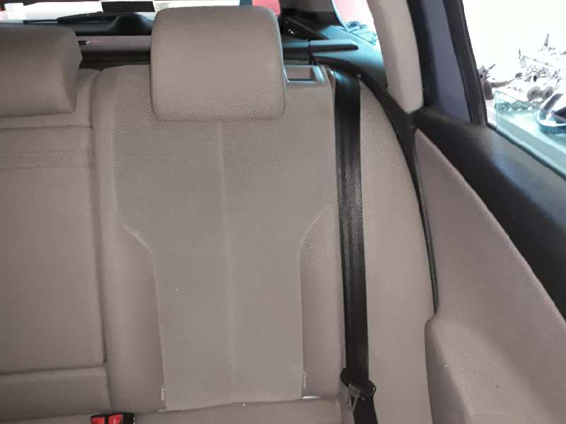 Asientos trasero izquierdo volkswagen passat variant (3c5