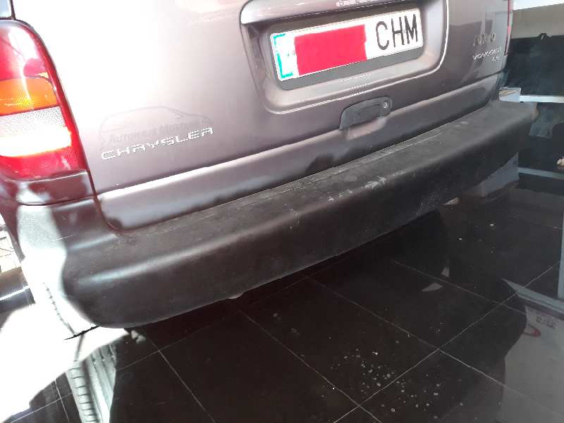 Paragolpes trasero chrysler voyager  grand voyager iii 2.5 td