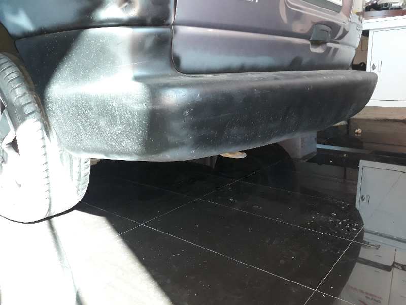 Paragolpes trasero chrysler voyager  grand voyager iii 2.5 td