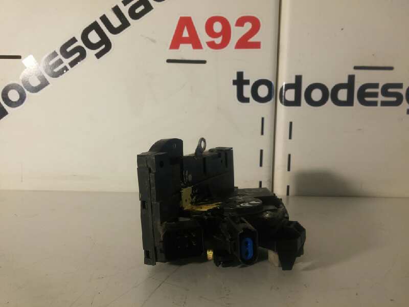 Cerradura puerta delantera derecha jaguar x-type 2.5 v6 a las 4 ruedas