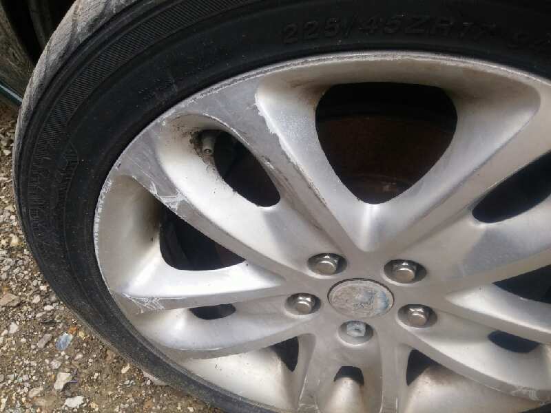 Llanta jaguar x-type 2.5 v6 a las 4 ruedas