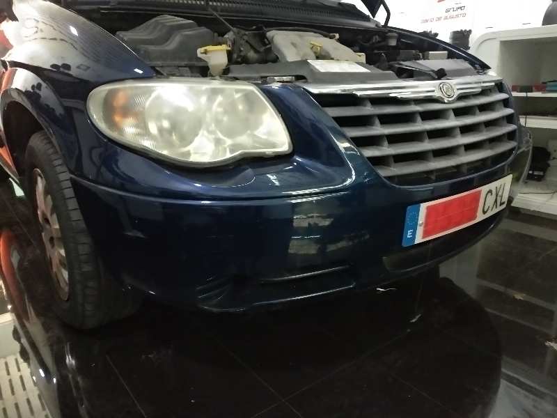 Paragolpes delantero chrysler voyager iv 2.4