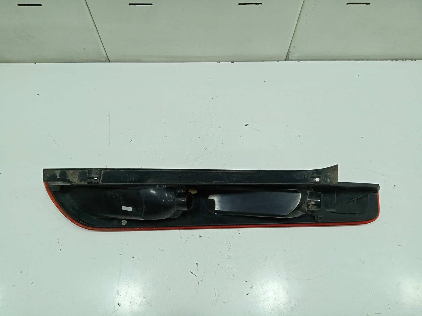 Piloto trasero izquierdo ford focus lim. (cb4) titanium