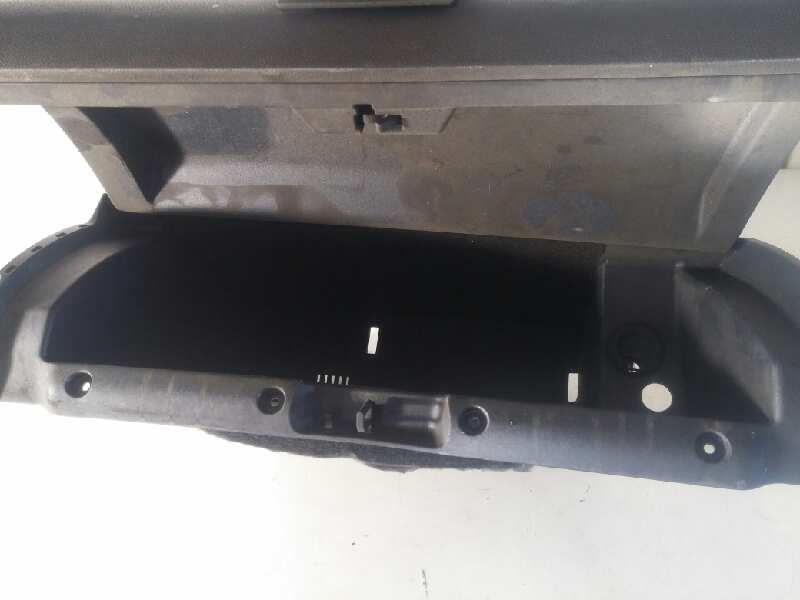 Guantera mercedes-benz clase a a 180 cdi (169.007 169.307)