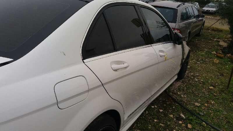 Puerta trasera derecha mercedes-benz clase c c 200 cdi (204.001)