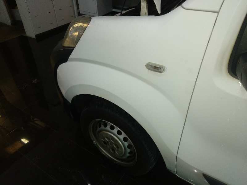 Aleta delantera izquierda peugeot bipper 1.4 hdi