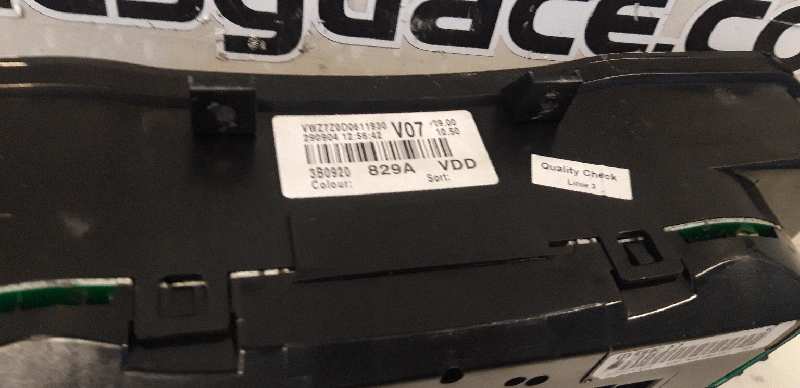 Cuadro instrumentos volkswagen passat 1.9 tdi