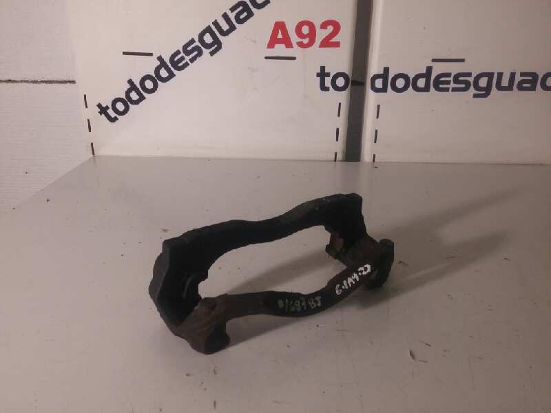Soporte pinza freno delantero izquierdo iveco daily caja cerrada (1999