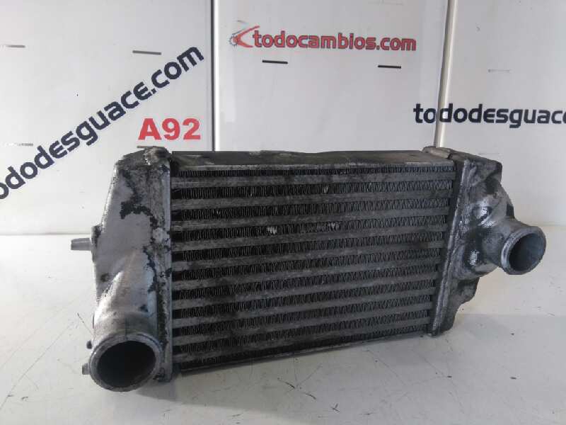 Intercooler chrysler voyager  grand voyager iii 2.5 td
