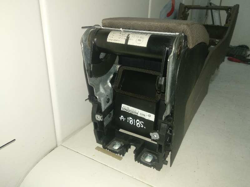 Consola central volkswagen passat variant (3c5 Consola central volkswagen passat variant (3c5