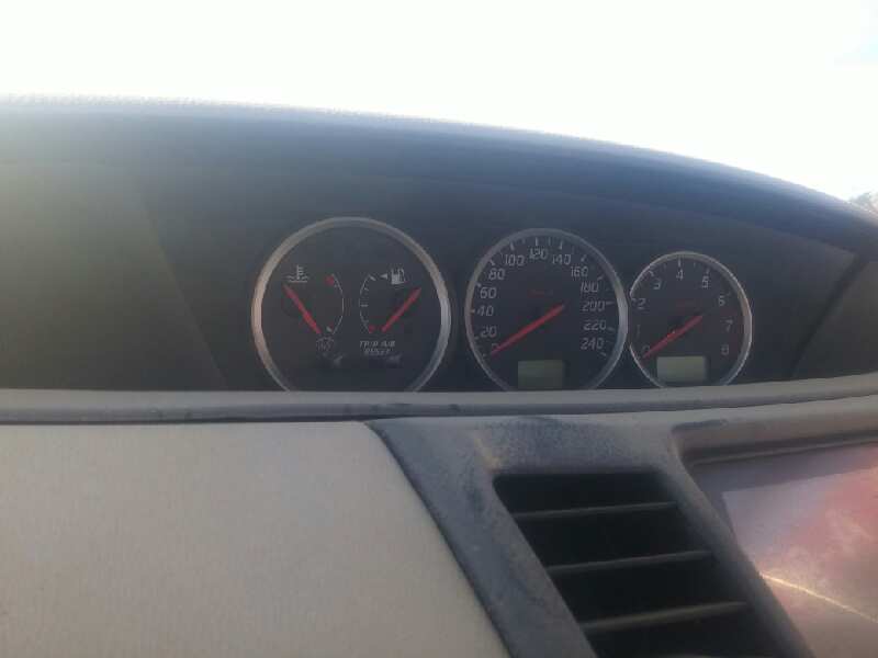 Cuadro instrumentos nissan primera 2.0