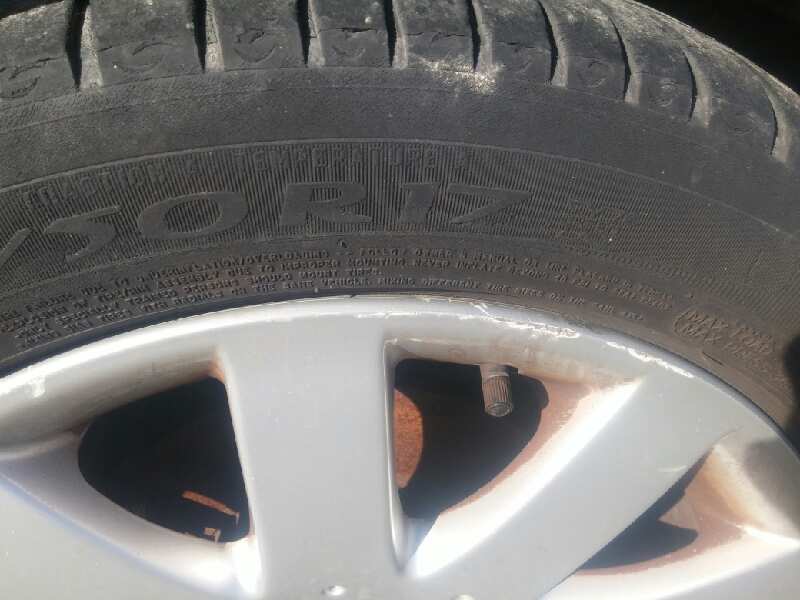 Llanta nissan primera 2.0