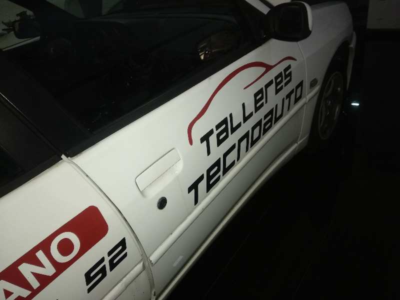 Bombin puerta delantera derecha peugeot 306 1.9 d