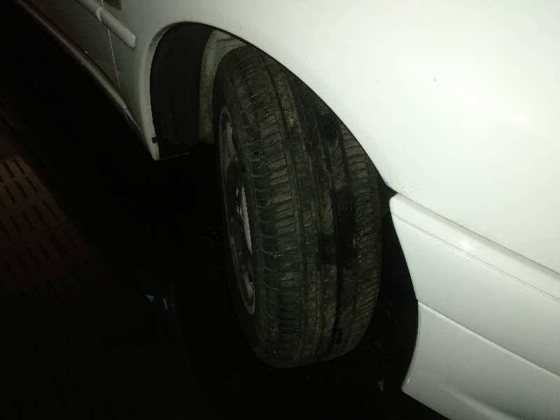 Mangueta delantera derecha peugeot 306 1.9 d