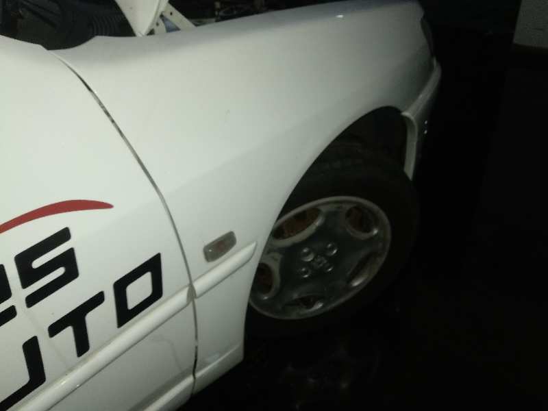 Piloto lateral derecho peugeot 306 1.9 d