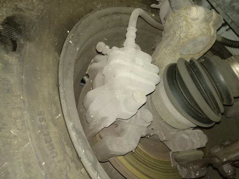 Pinza freno delantera derecha peugeot 306 1.9 d