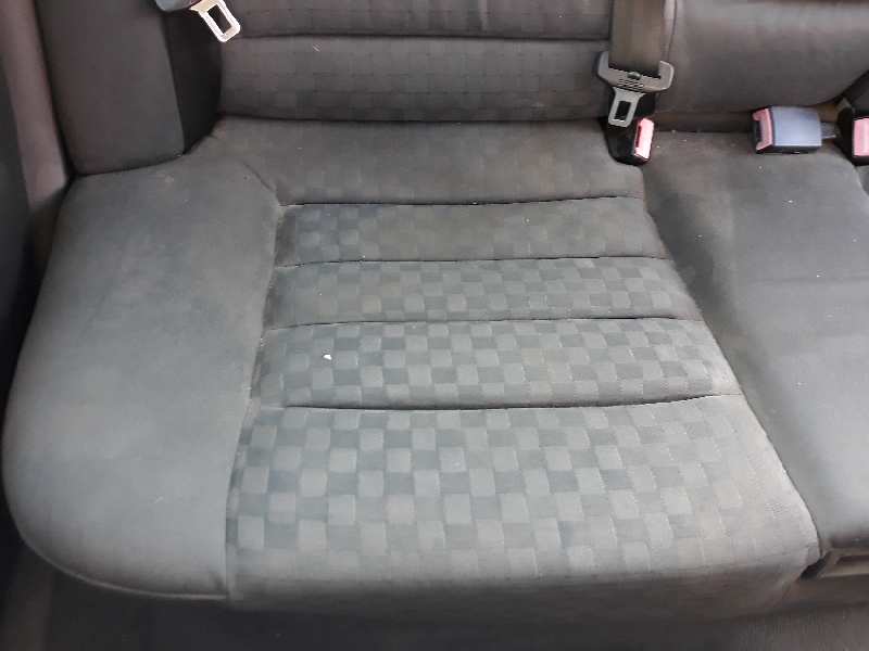  asientos trasero derecho   audi a6 berlina (4b2) 2.5 tdi 2.5 v6 24v tdi