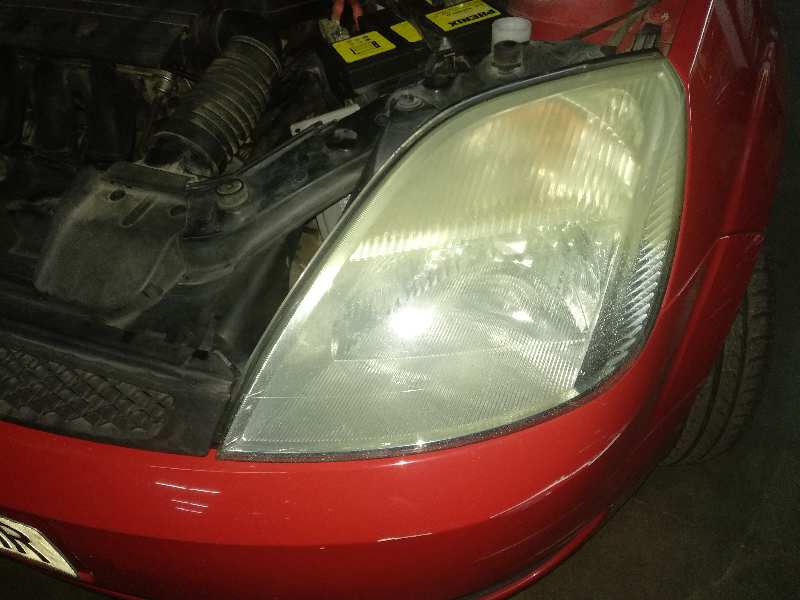 Faro izquierdo ford fiesta v 1.4 16v