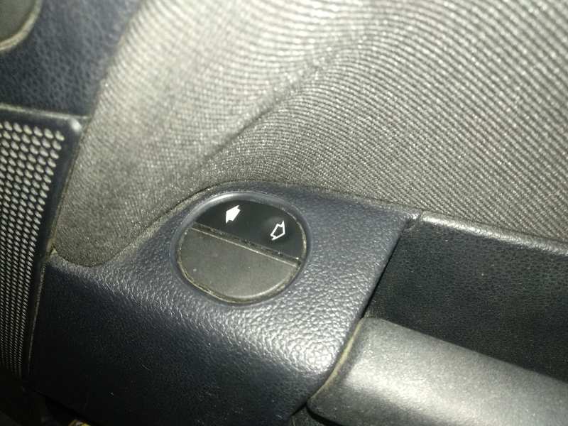 Mando elevalunas delantero derecho ford fiesta v 1.4 16v