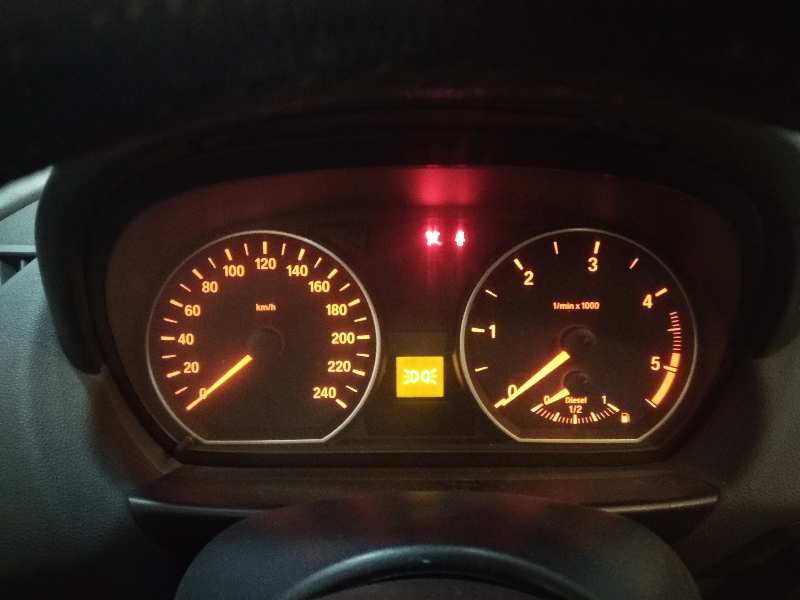 Cuadro instrumentos bmw 1 118 d