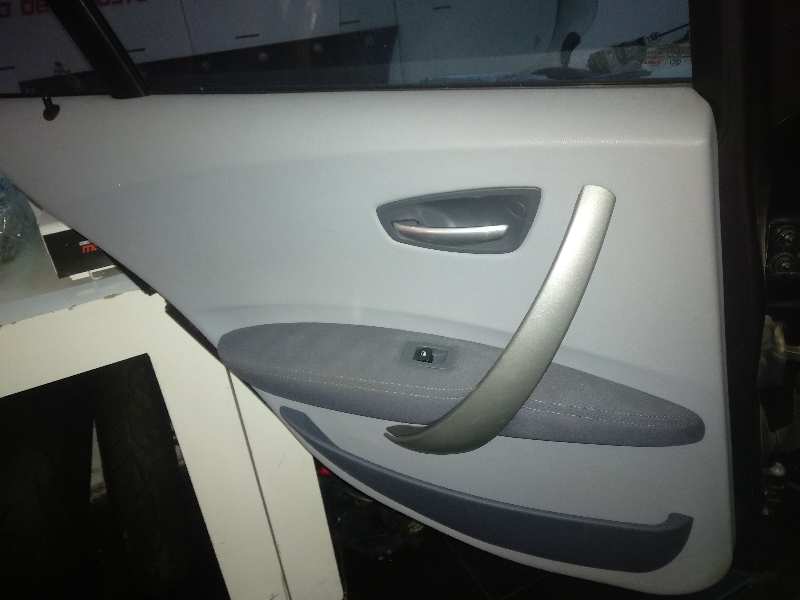 Mando elevalunas trasero izquierdo bmw 1 118 d