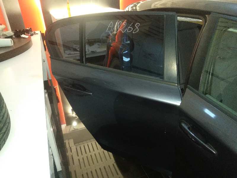Puerta trasera derecha bmw 1 118 d