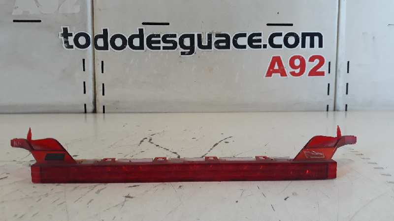 Luz central de freno bmw 1 118 d