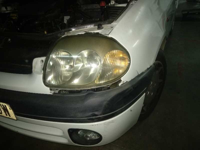 Faro izquierdo renault clio ii 1.9 dti (bcb0u)