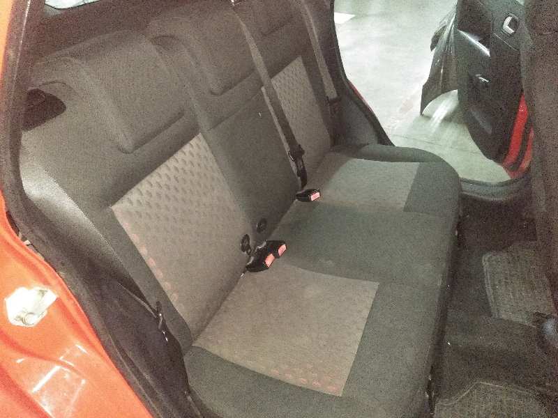 Asientos traseros ford fiesta v 1.4 16v