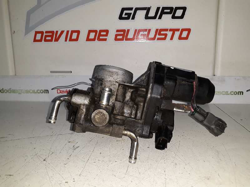  caja mariposa   toyota prius (nhw20) 