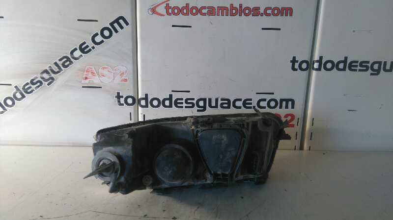 Faro izquierdo volkswagen passat berlina (3b3