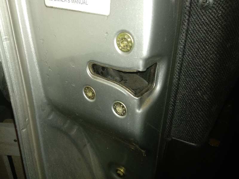 Cerradura puerta delantera izquierda opel corsa b 1.2 i 16v (f08 f68 m68)