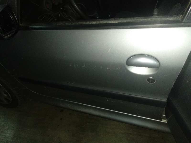 Bombin puerta delantera izquierda peugeot 206 fastback 1.4 lpg