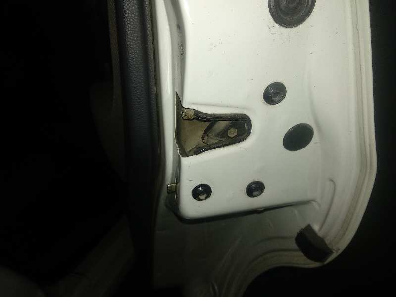 Cerradura puerta trasera derecha seat cordoba 1.9 tdi