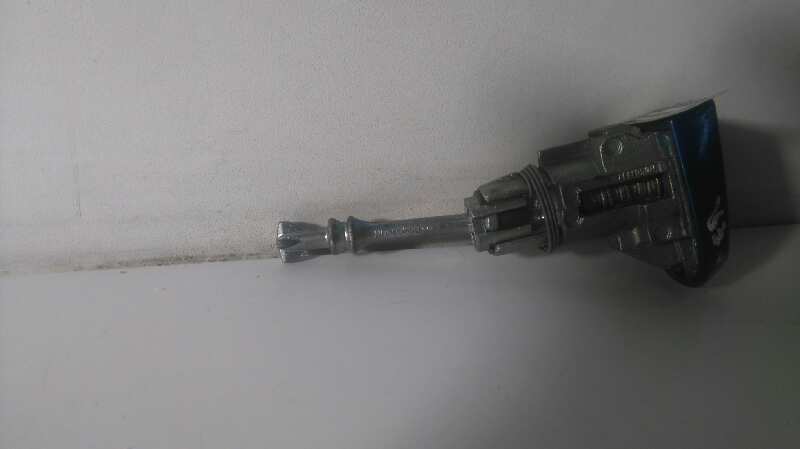 Bombin puerta delantera izquierda toyota auris 1.4 d4d (nde150_)