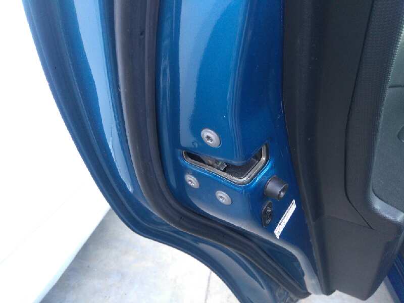 Cerradura puerta trasera izquierda toyota auris 1.4 d4d (nde150_)