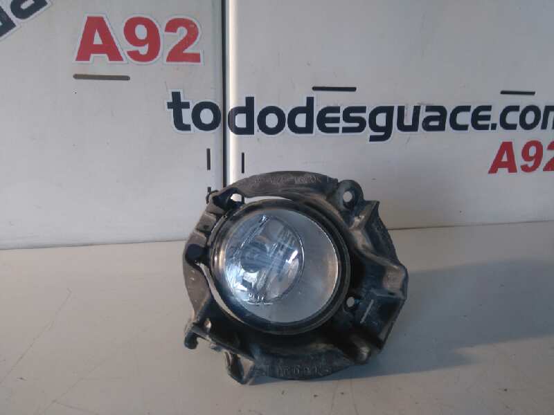Faro antiniebla izquierdo toyota auris 1.4 d4d (nde150_)
