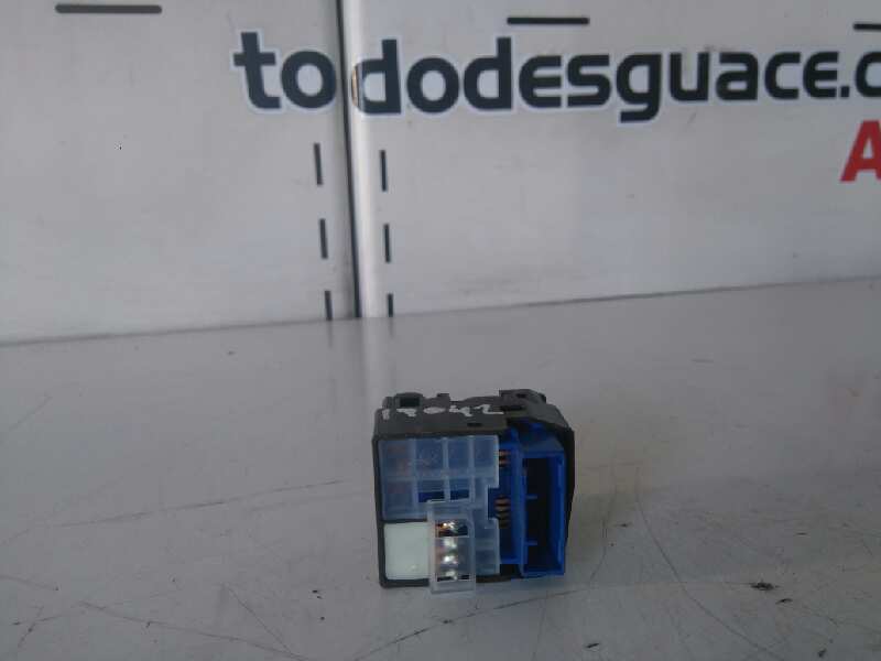Mando retrovisor toyota auris 1.4 d4d (nde150_)