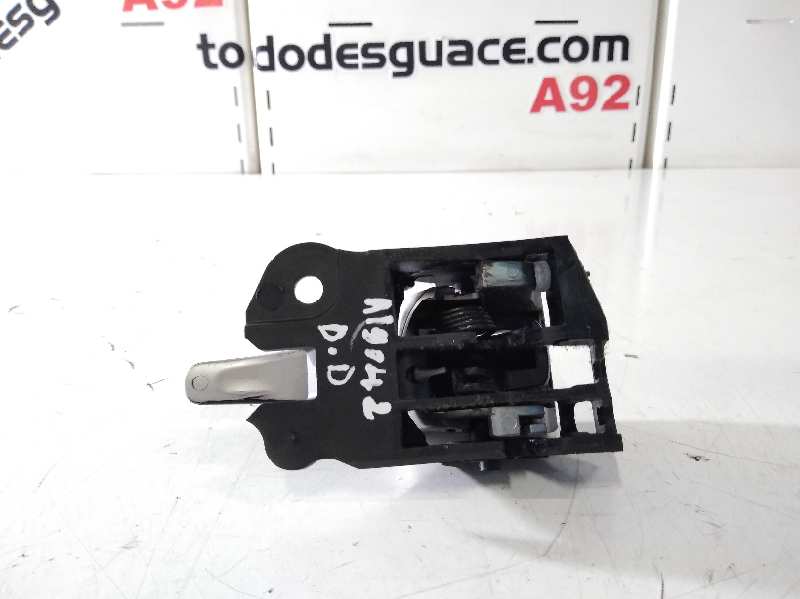 Maneta interior delantera derecha toyota auris 1.4 d4d (nde150_)