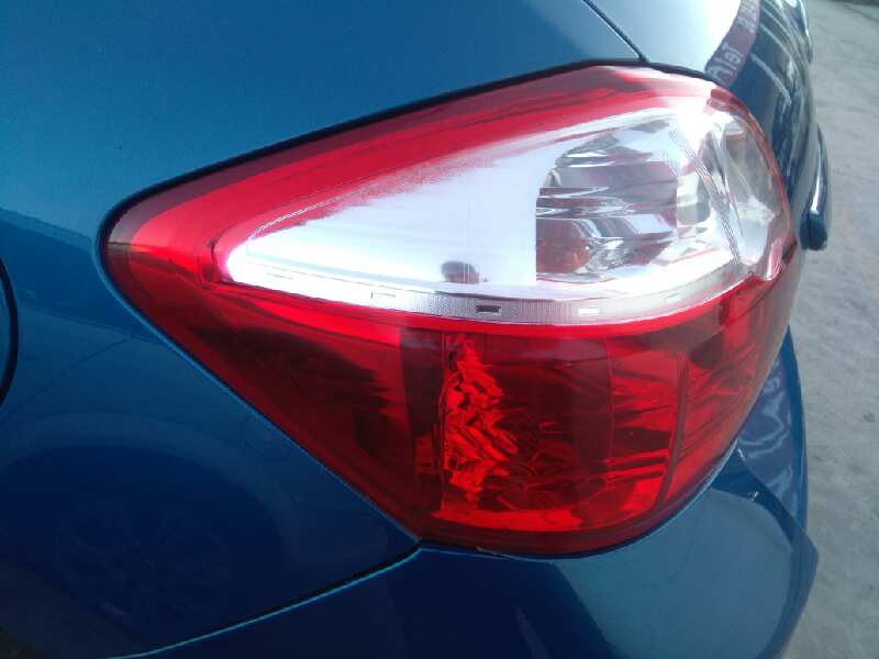 Piloto trasero izquierdo toyota auris 1.4 d4d (nde150_)